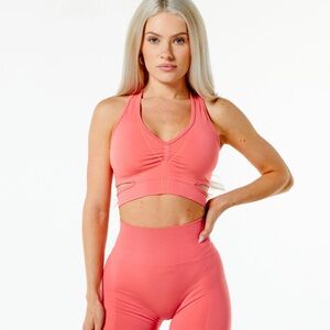 Alphalete Stratus bra